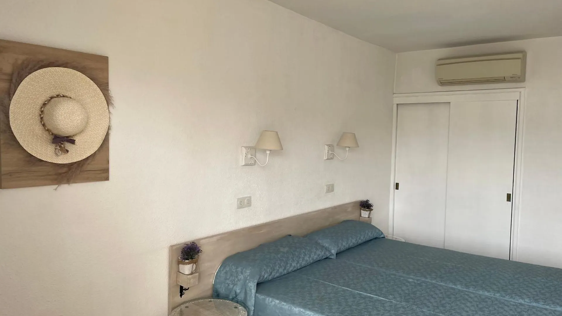 Hostal Roberto Palmanova