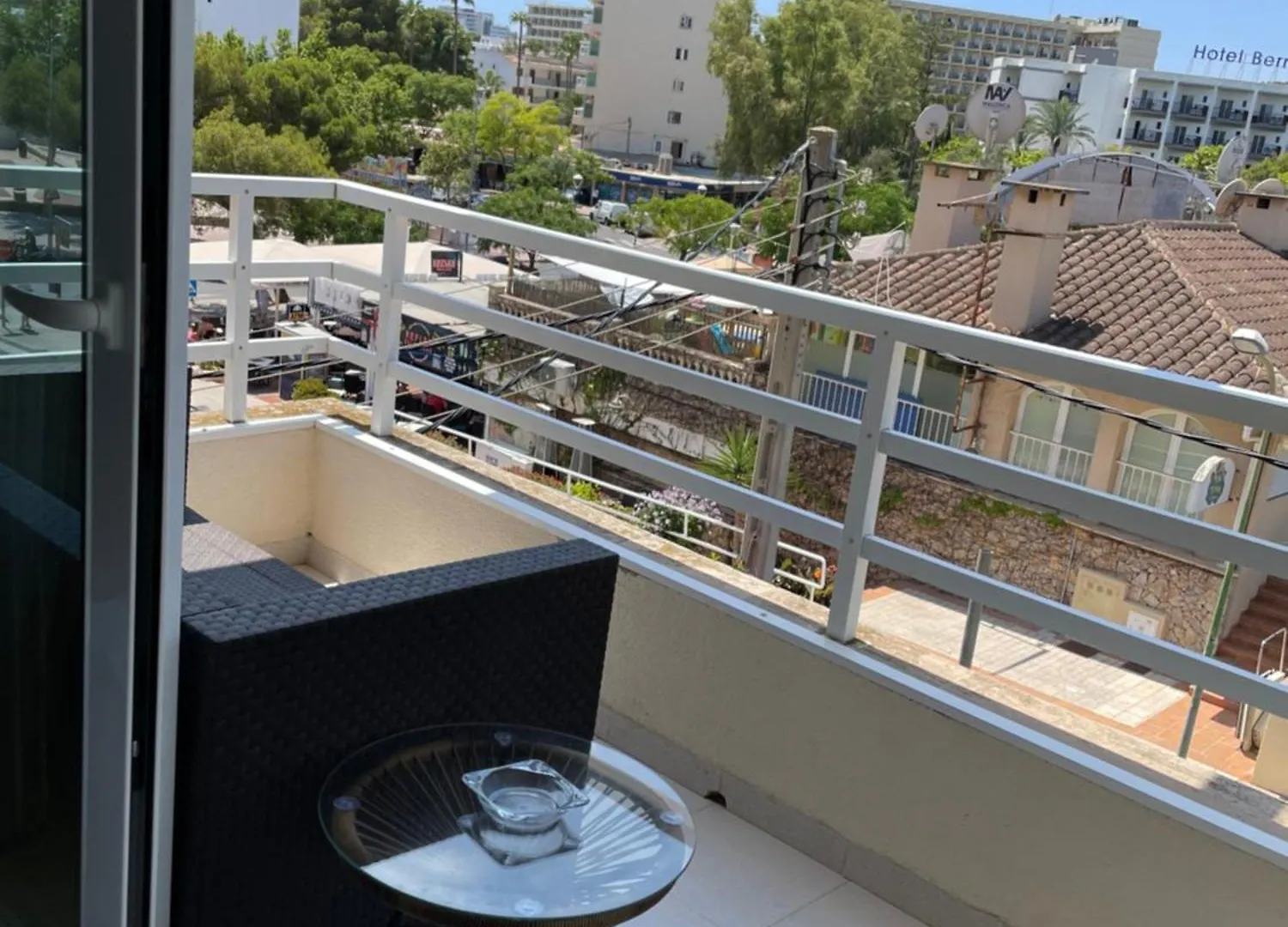Hostal Roberto Palmanova 2*,
