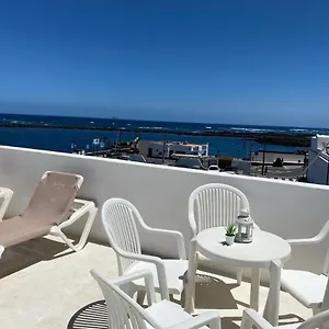 https://mirador-del-muelle-house.in-canary-islands.com