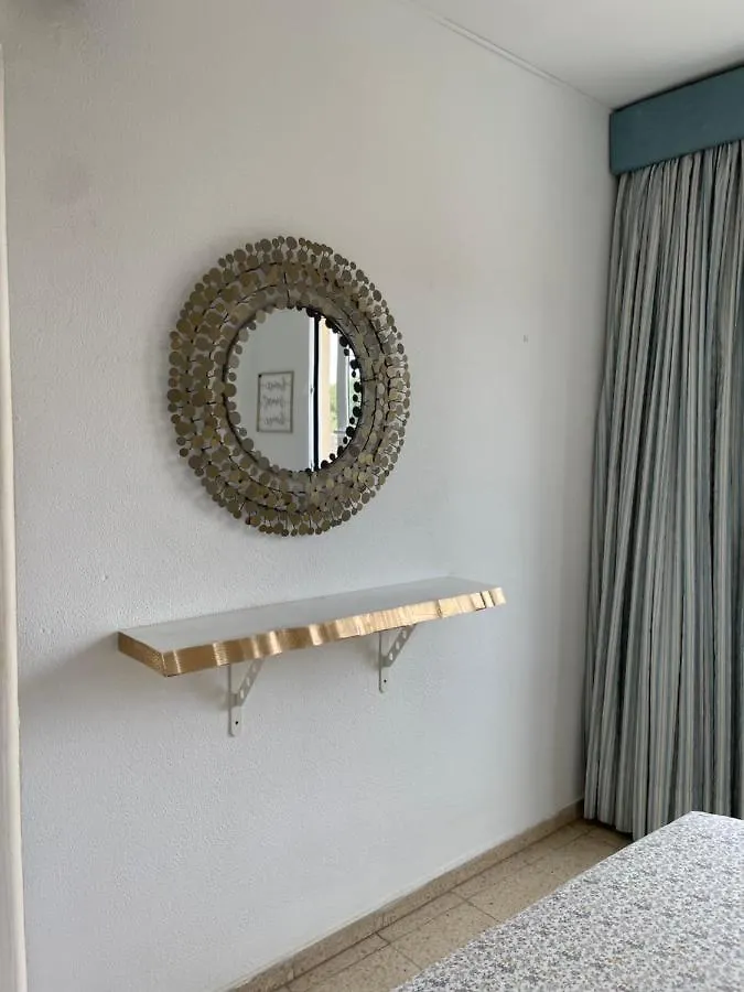 ** Guest house Hostal Roberto Palma Nova  Spain