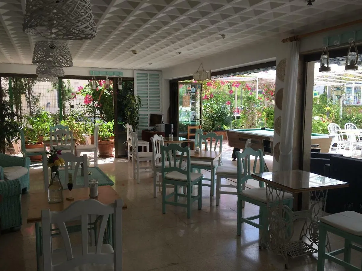 Hostal Roberto Palma Nova  Palma Nova (Mallorca)